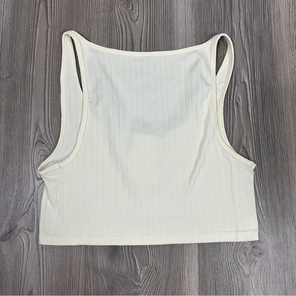 Poof New York Cream Ribbed Stretchy Henley Cropped Tank Top - M/L - Picture 2 of 2